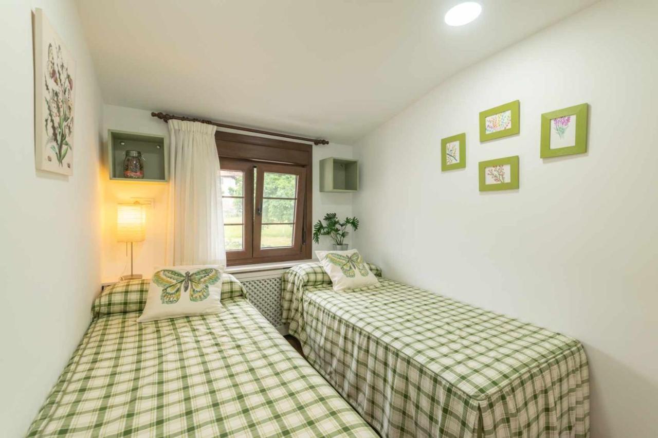 Apartamentos La Corrada De Andrín מראה חיצוני תמונה